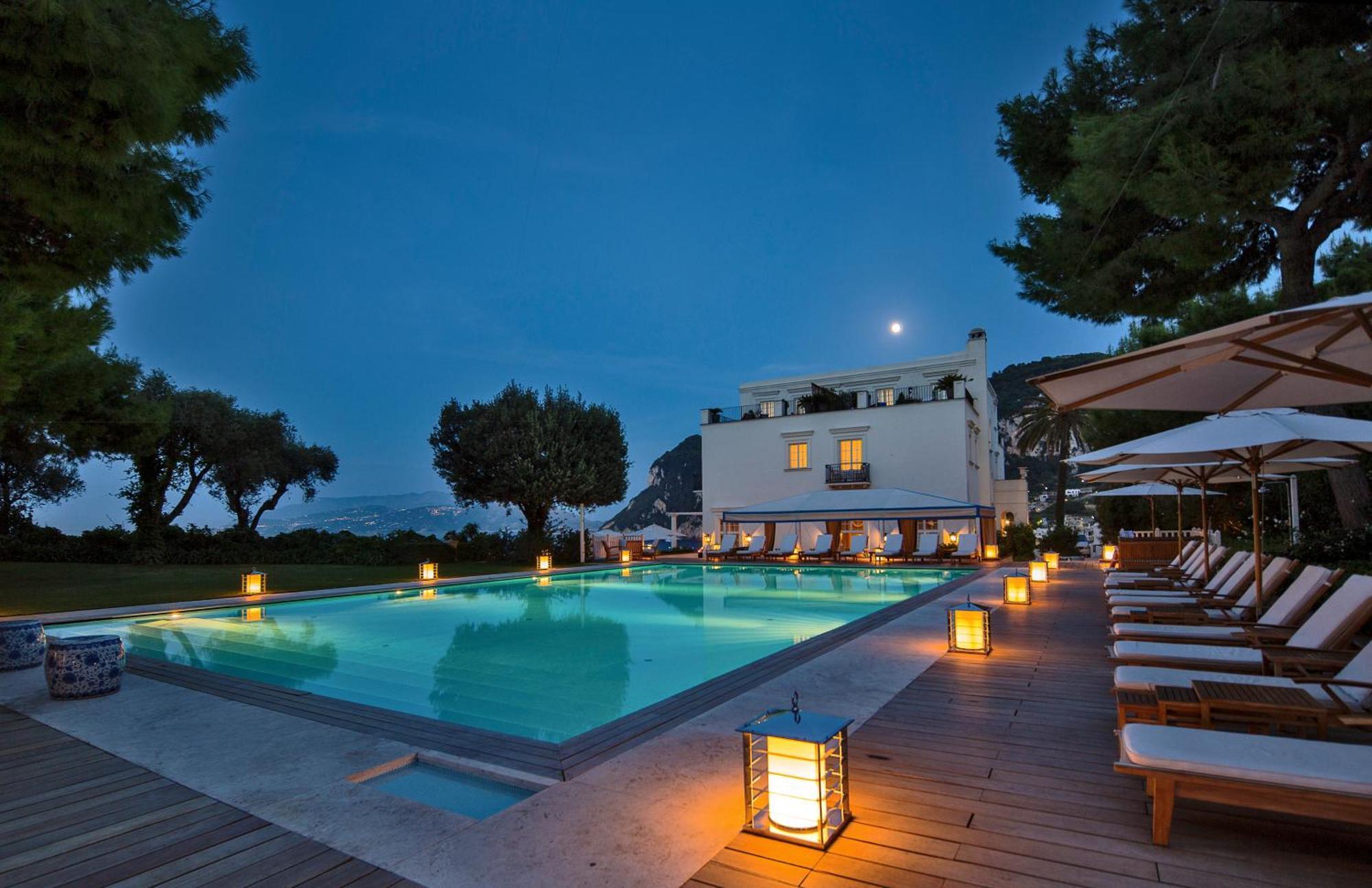 J.K. Place Capri Extérieur photo