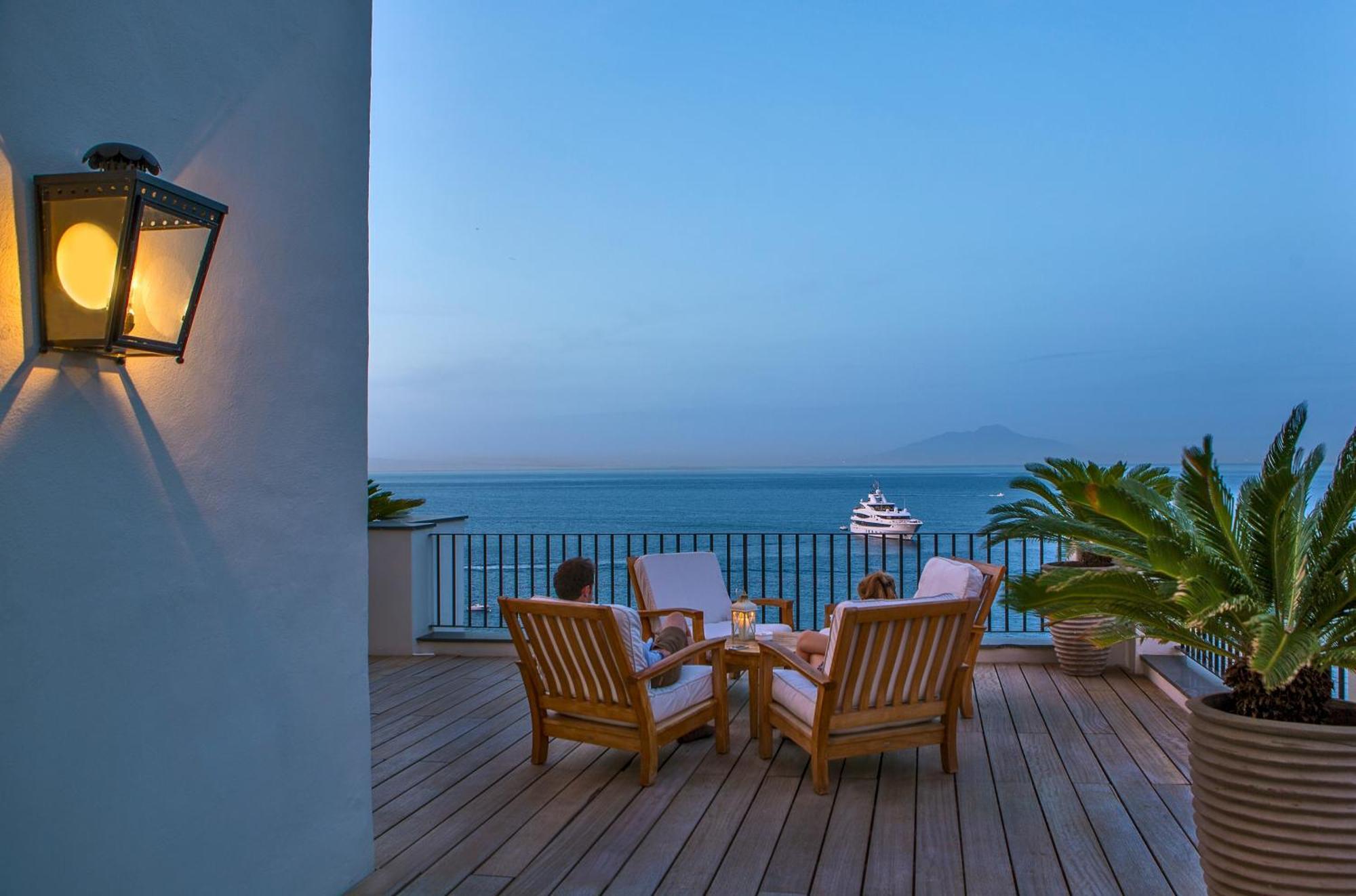 J.K. Place Capri Extérieur photo