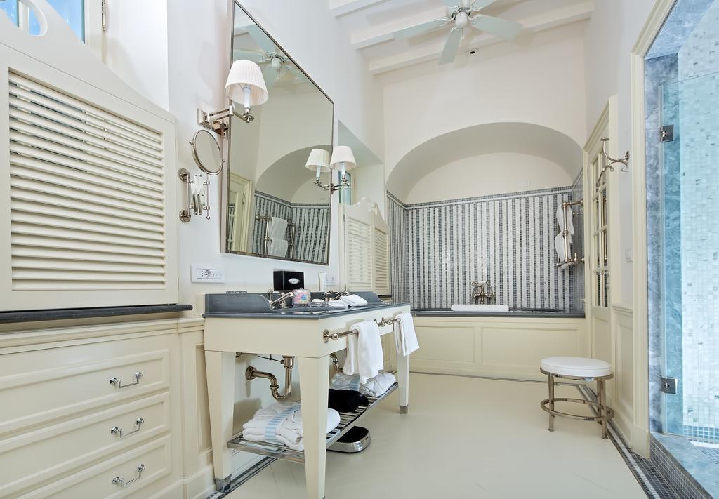 J.K. Place Capri Extérieur photo
