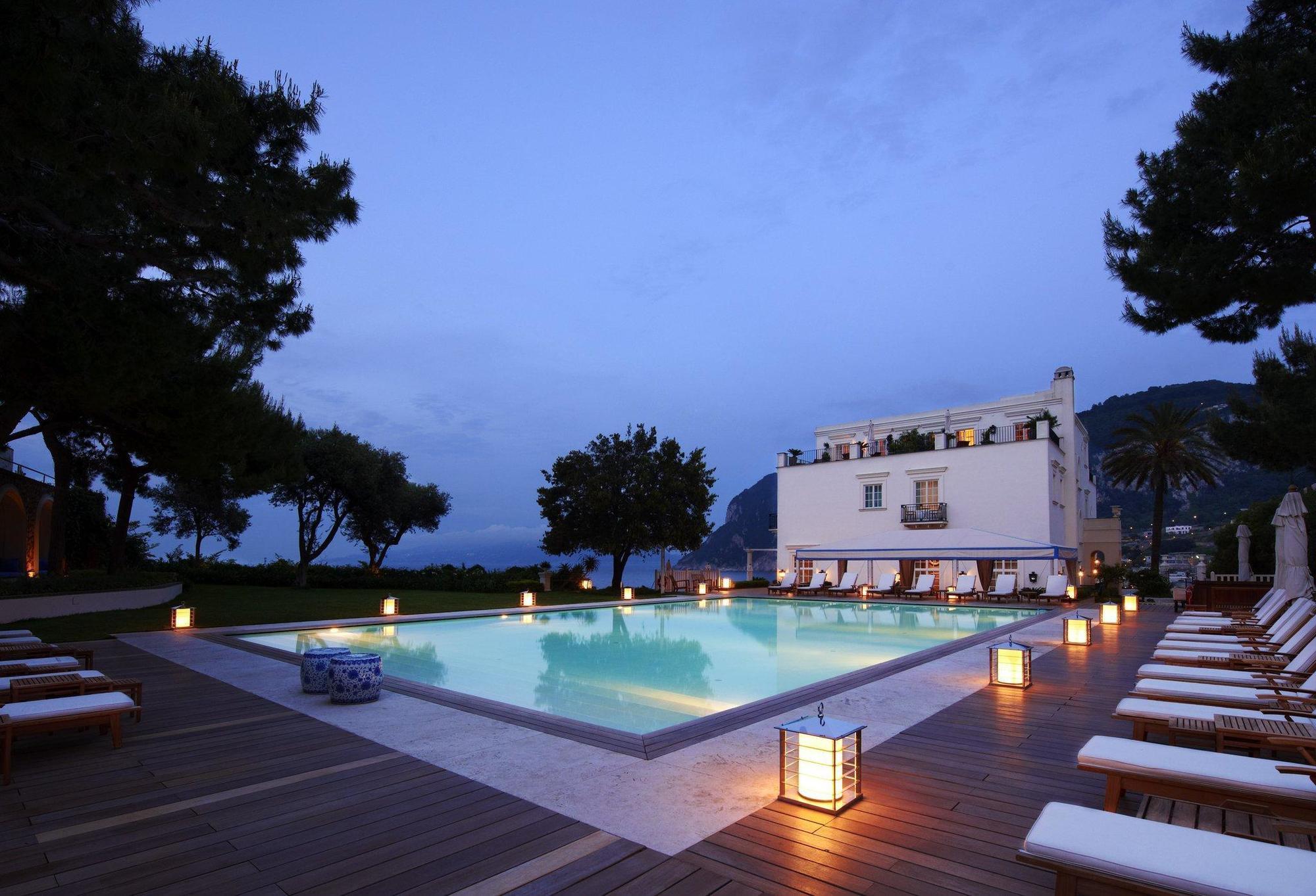 J.K. Place Capri Extérieur photo